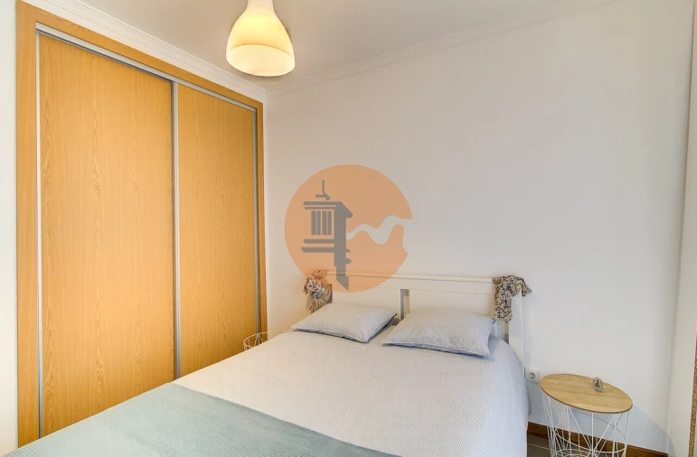 Apartamento T2 para Venda em Vila Real de Santo Antonio Foto 11