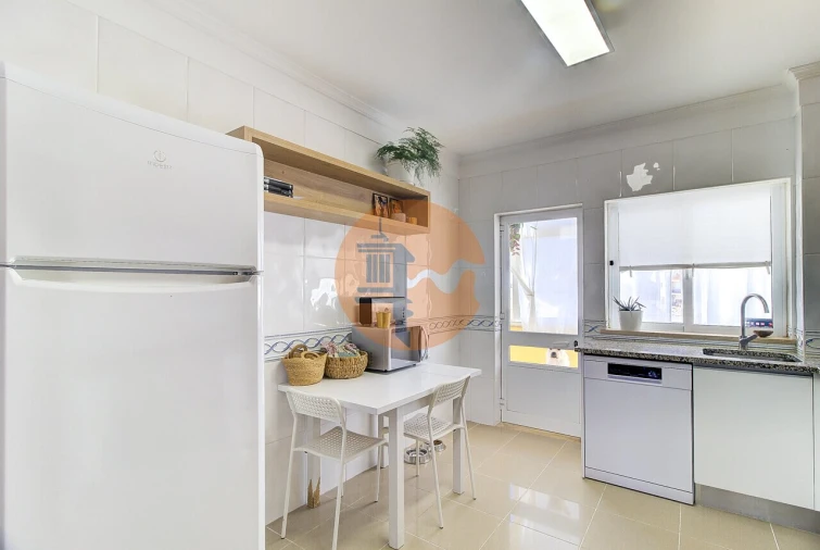 Apartamento T2 para Venda em Vila Real de Santo Antonio Foto 14