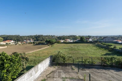 Moradia T4 para Venda em Salreu