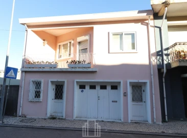 Moradia T3 para Venda em Ovar, São João, Arada e São Vicente de Pereira Jusã