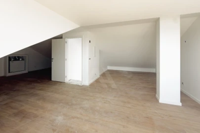 Moradia T5 para Venda em Alcabideche