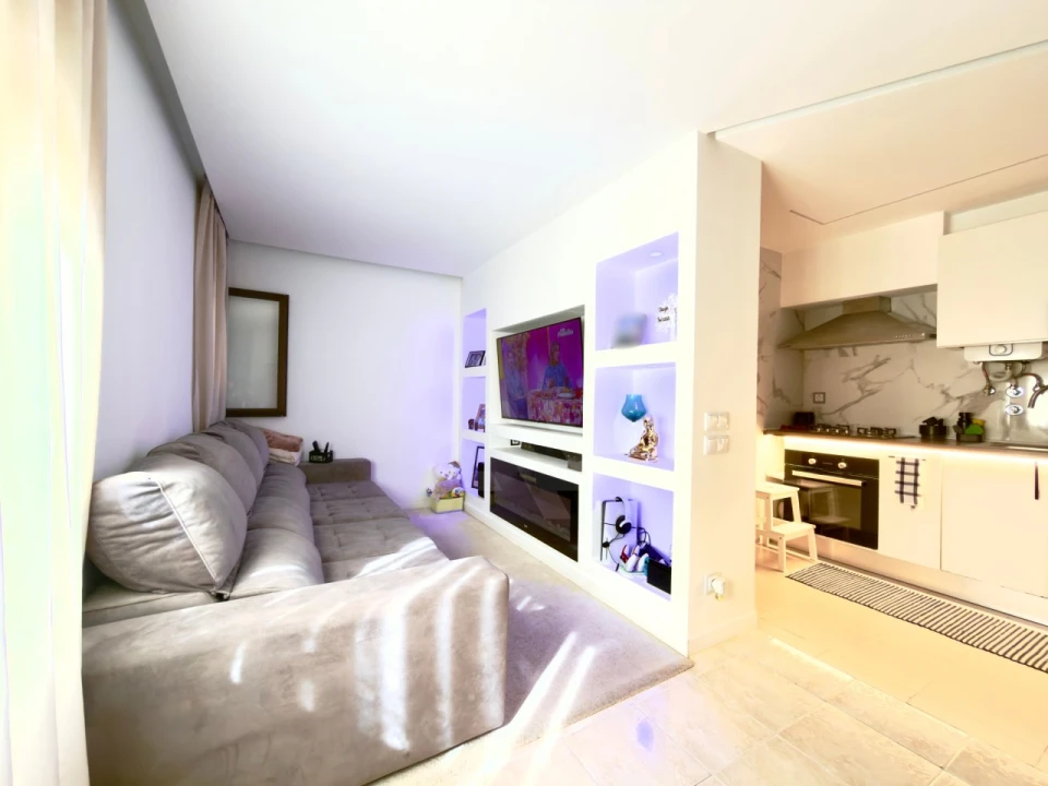 Apartamento T2 para Venda em Cascais e Estoril Foto 2