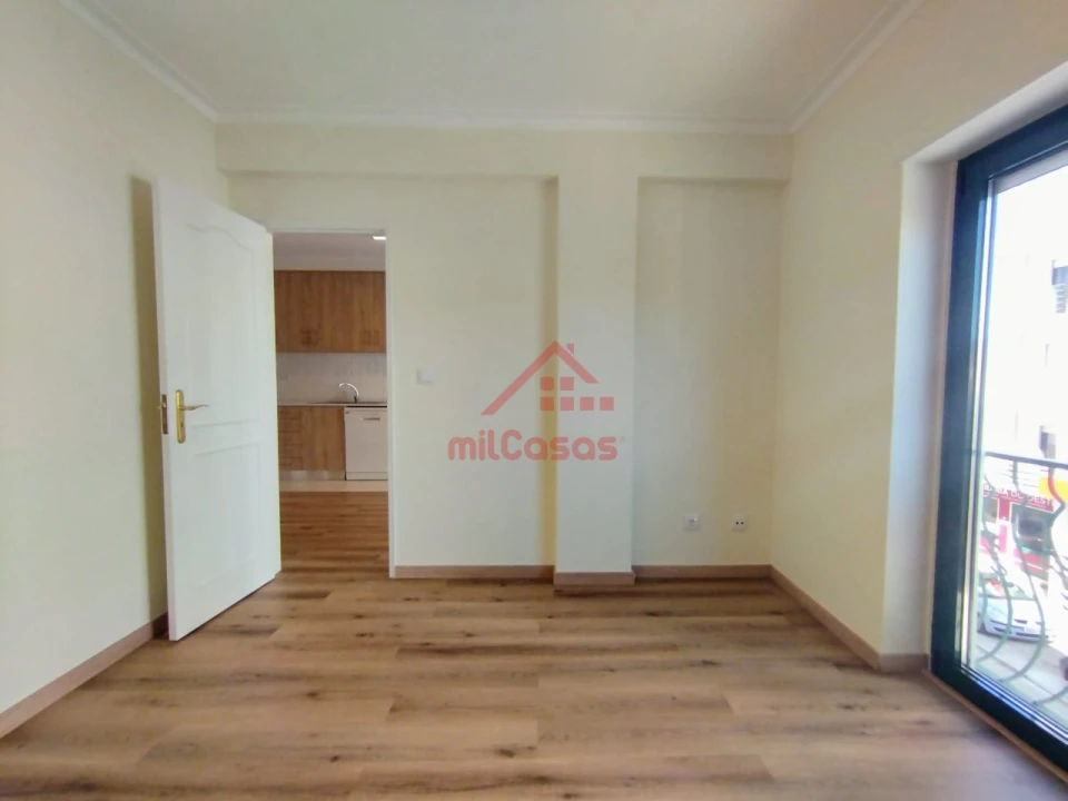 Apartamento T1 para Arrendamento em Lourinhã e Atalaia Foto 9
