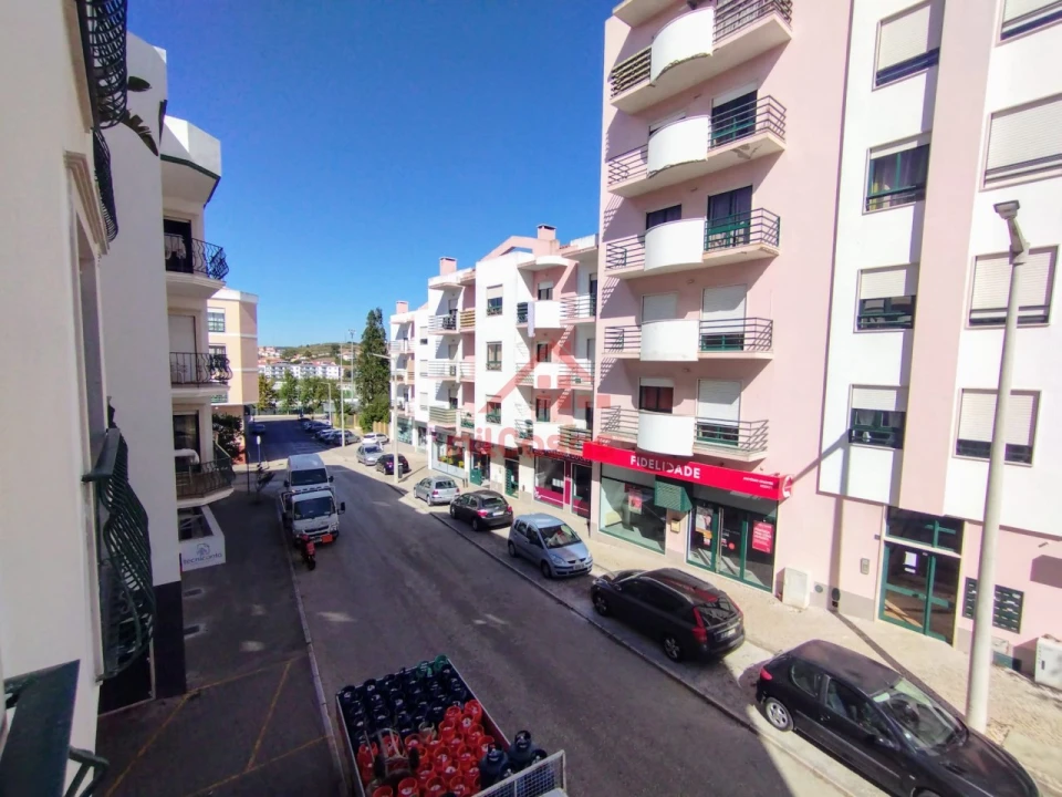 Apartamento T1 para Arrendamento em Lourinhã e Atalaia Foto 13