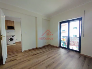 Apartamento T1 para Arrendamento em Lourinhã e Atalaia