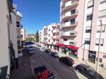 Apartamento T1 para Arrendamento em Lourinhã e Atalaia