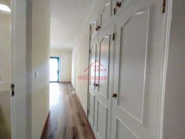 Apartamento T1 para Arrendamento em Lourinhã e Atalaia