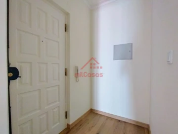 Apartamento T1 para Arrendamento em Lourinhã e Atalaia