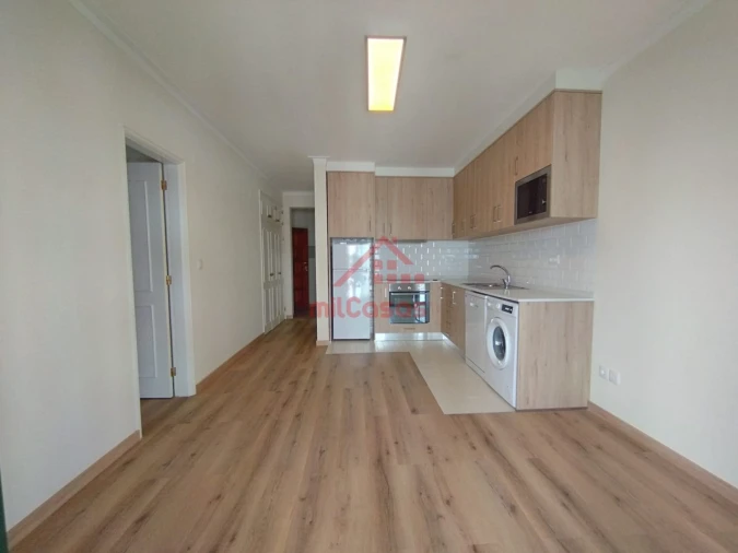 Apartamento T1 para Arrendamento em Lourinhã e Atalaia Foto 5
