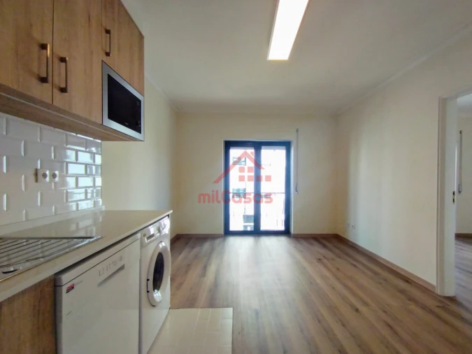 Apartamento T1 para Arrendamento em Lourinhã e Atalaia Foto 6