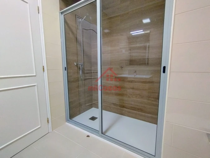 Apartamento T1 para Arrendamento em Lourinhã e Atalaia Foto 20
