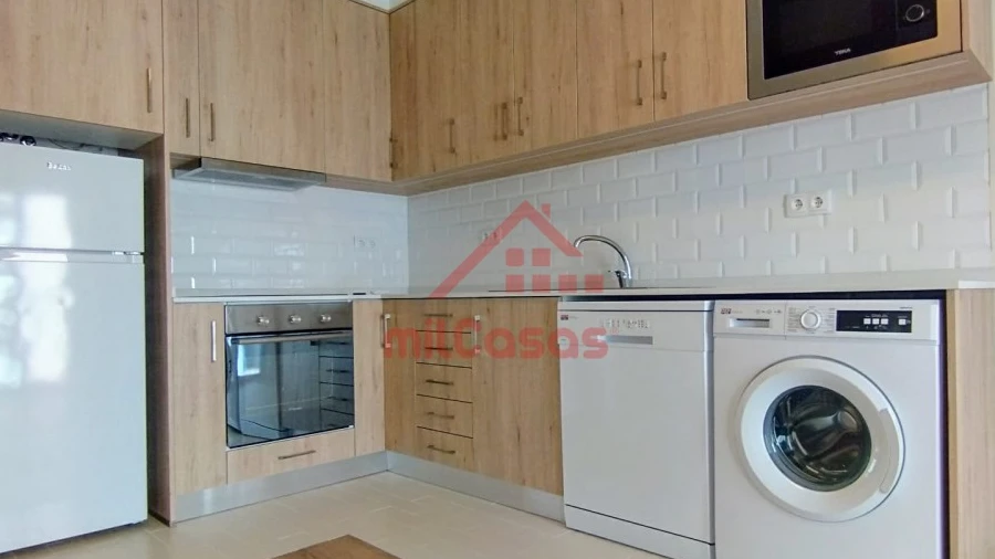 Apartamento T1 para Arrendamento em Lourinhã e Atalaia