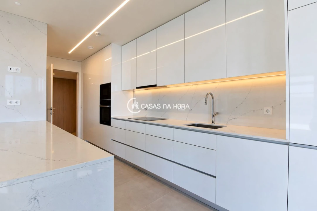 Apartamento T4 para Venda em Canidelo Foto 2