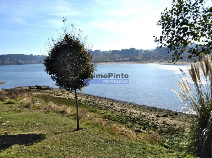 Terreno P/ Prédio para Venda em Gondomar (São Cosme), Valbom e Jovim Foto 8