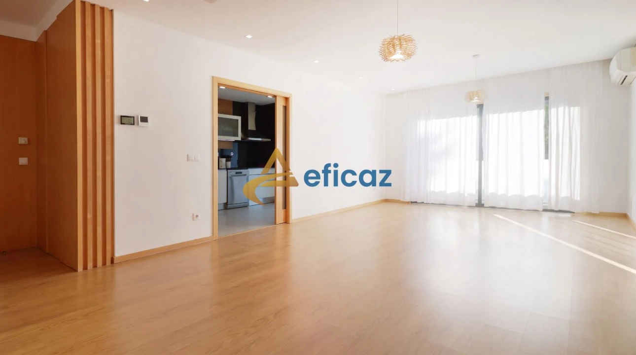 Apartamento T2 para Venda em Paredes Foto 4