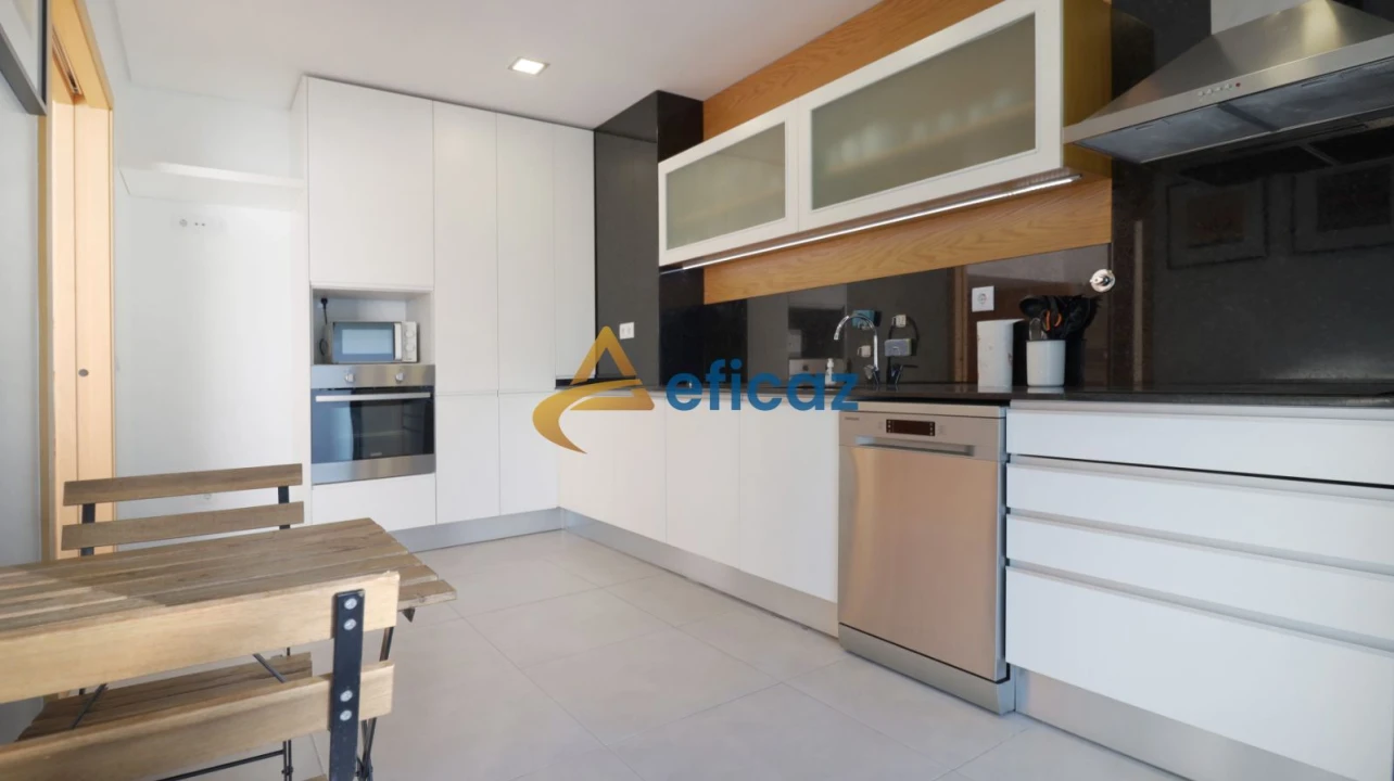 Apartamento T2 para Venda em Paredes Foto 6
