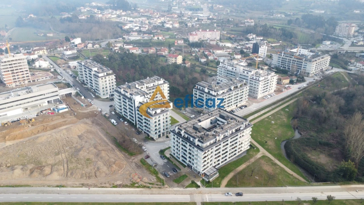 Apartamento T2 para Venda em Paredes Foto 23