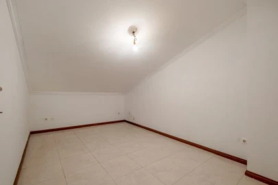 Moradia T3 para Venda em Folgosa