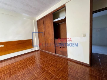 Prédio para Venda em Ponta Delgada (São Pedro)