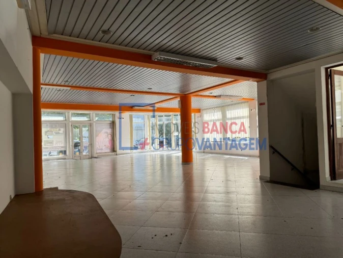 Prédio para Venda em Ponta Delgada (São Pedro) Foto 3