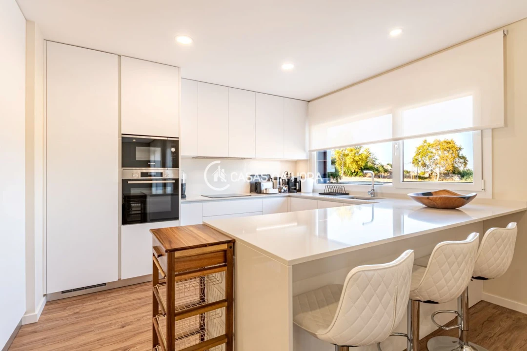 Apartamento T3 para Venda em Atalaia e Alto Estanqueiro-Jardia Foto 7