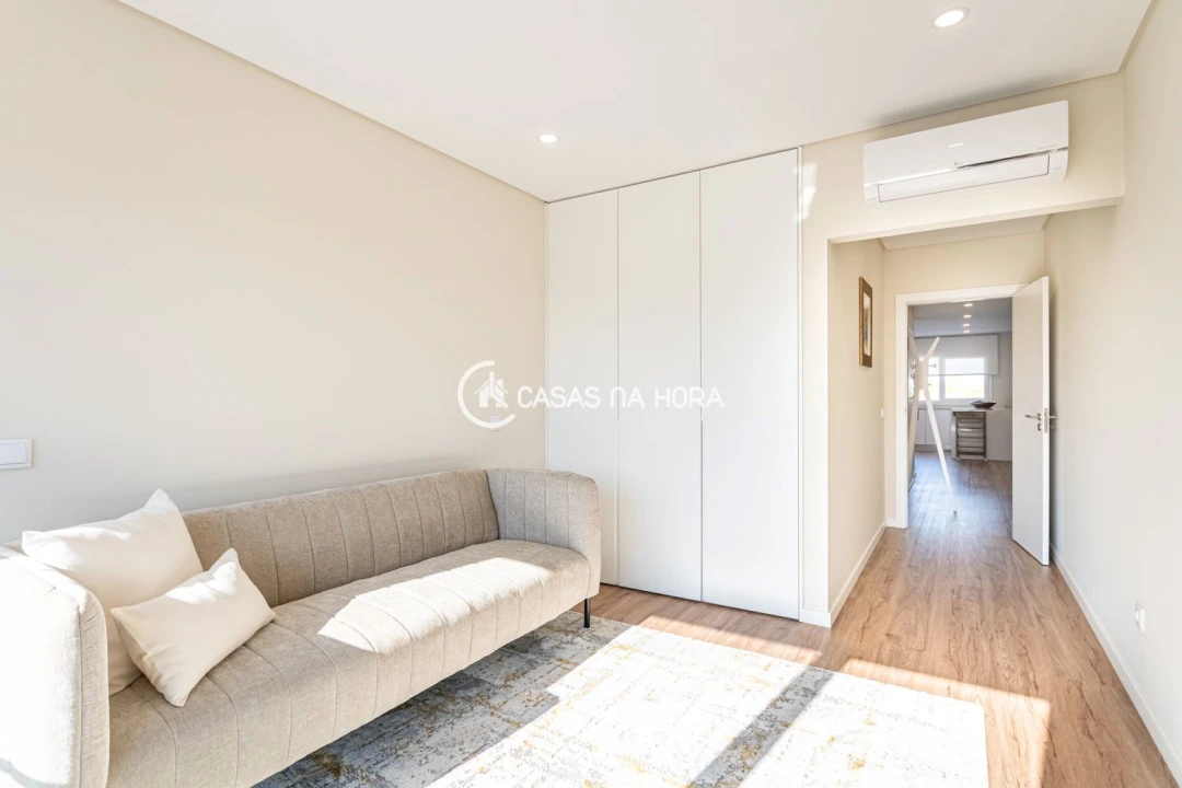 Apartamento T3 para Venda em Atalaia e Alto Estanqueiro-Jardia Foto 12