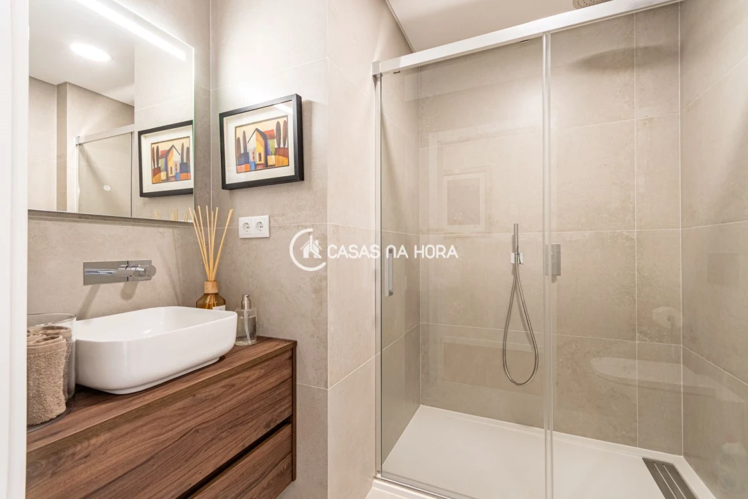 Apartamento T3 para Venda em Atalaia e Alto Estanqueiro-Jardia Foto 13