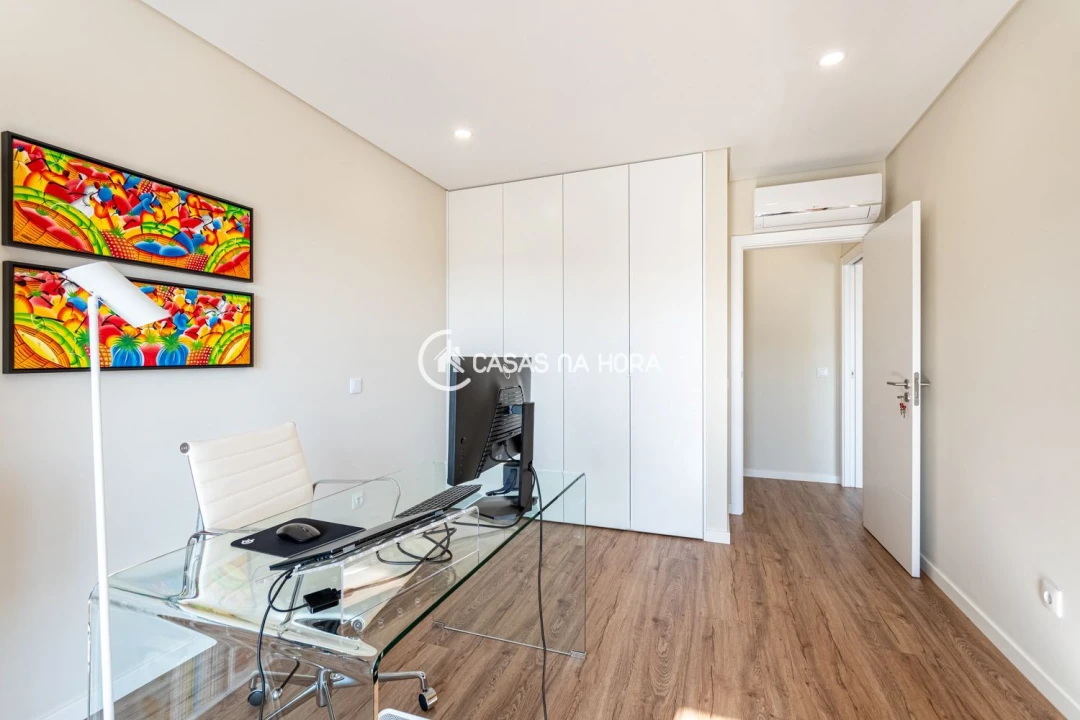 Apartamento T3 para Venda em Atalaia e Alto Estanqueiro-Jardia Foto 15