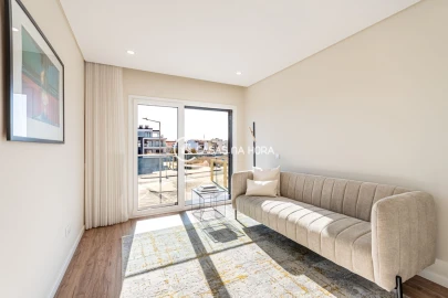Apartamento T3 para Venda em Atalaia e Alto Estanqueiro-Jardia
