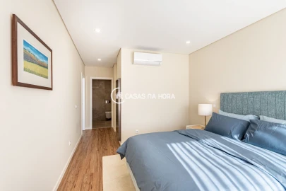 Apartamento T3 para Venda em Atalaia e Alto Estanqueiro-Jardia