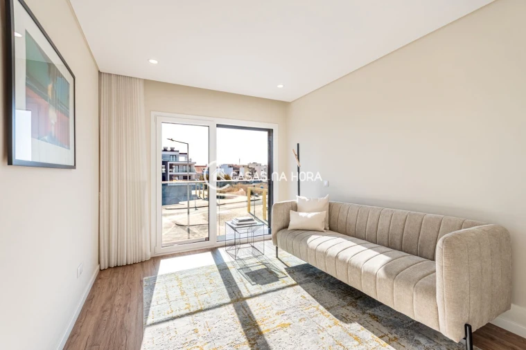 Apartamento T3 para Venda em Atalaia e Alto Estanqueiro-Jardia Foto 11