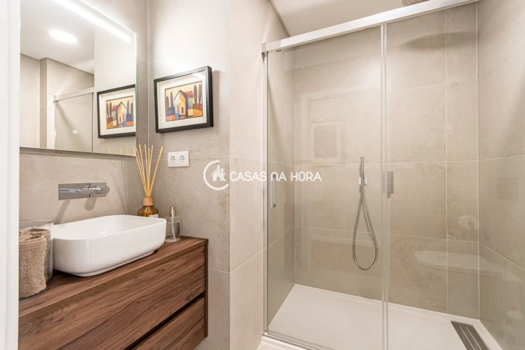 Apartamento T3 para Venda em Atalaia e Alto Estanqueiro-Jardia Foto 13