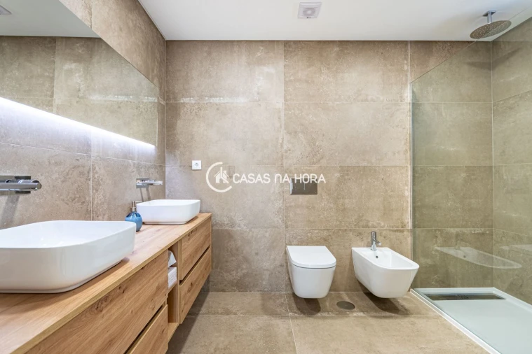 Apartamento T3 para Venda em Atalaia e Alto Estanqueiro-Jardia Foto 20