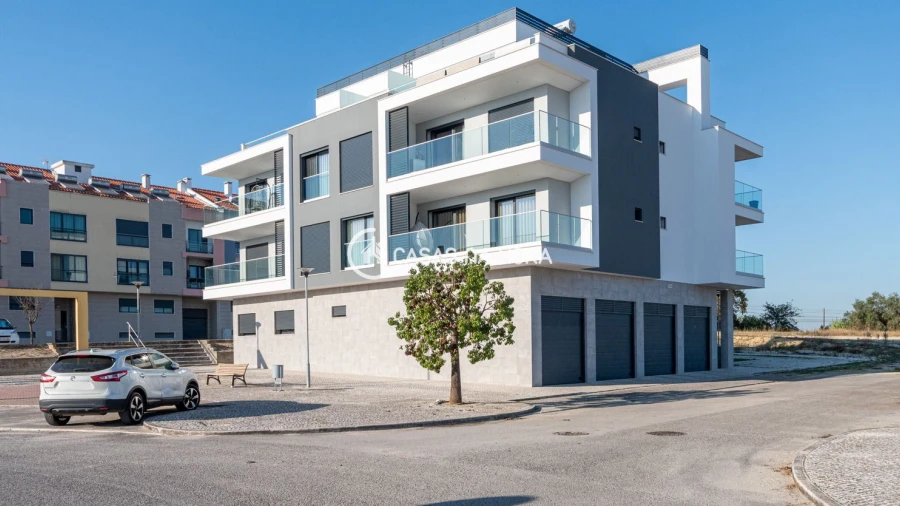 Apartamento T3 para Venda em Atalaia e Alto Estanqueiro-Jardia
