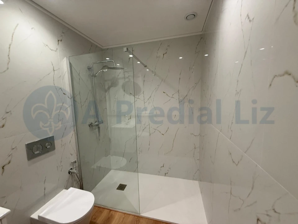 Apartamento para Venda em Cedofeita, Santo Ildefonso, Sé, Miragaia, São Nicolau e Vitória Foto 11