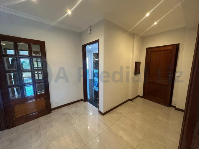 Apartamento T3 para Venda em Paços de Brandão Foto 3