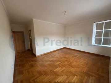 Moradia T3 para Venda em Canedo, Vale e Vila Maior