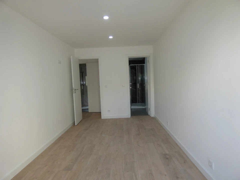Apartamento T3 para Venda em Mina de Água Foto 32