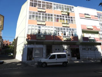 Apartamento T3 para Venda em Mina de Água