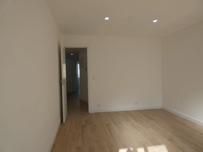 Apartamento T3 para Venda em Mina de Água Foto 2