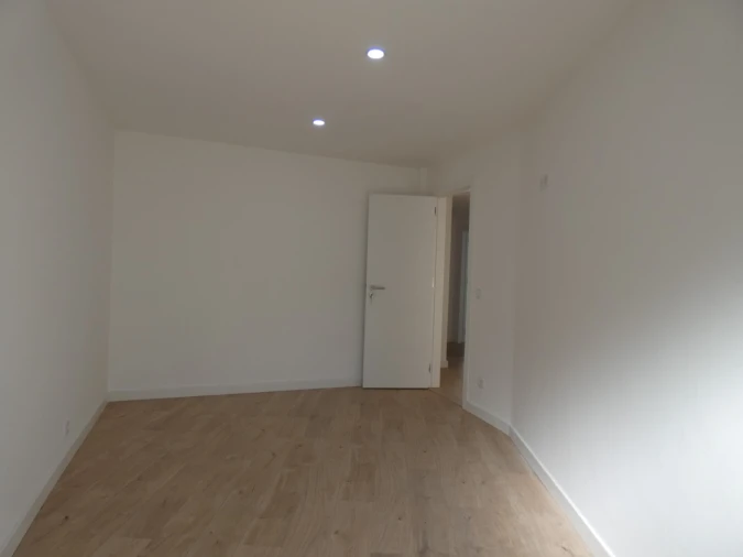 Apartamento T3 para Venda em Mina de Água Foto 8