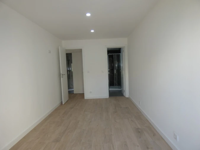 Apartamento T3 para Venda em Mina de Água Foto 32