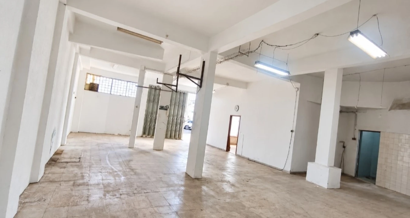 Armazém para Arrendamento em Falagueira-Venda Nova Foto 2
