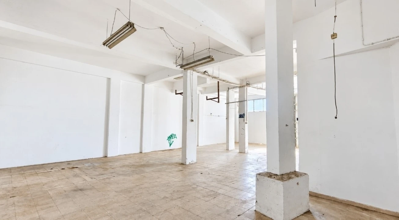 Armazém para Arrendamento em Falagueira-Venda Nova Foto 8