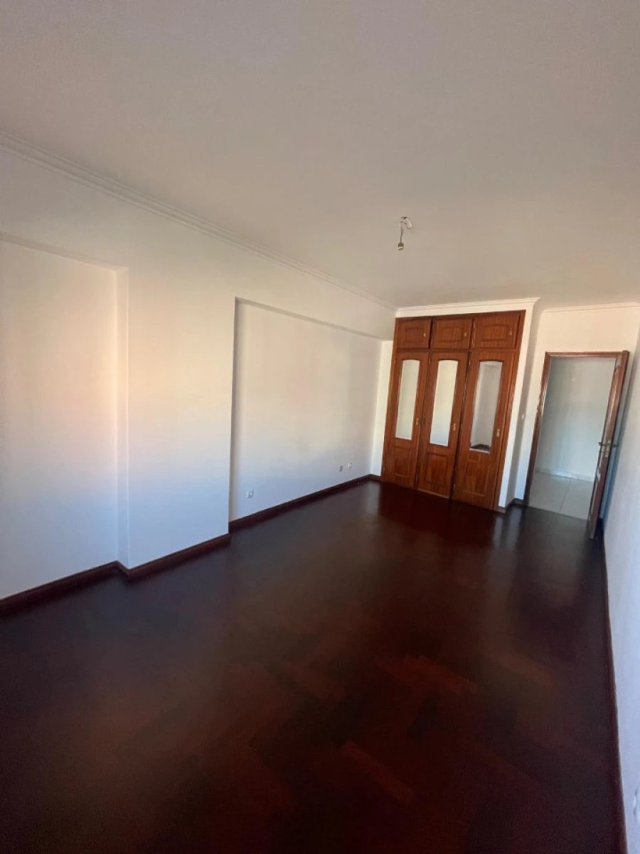 Apartamento T2 para Arrendamento em Cacém e São Marcos Foto 21