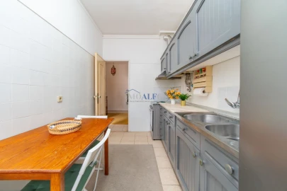 Apartamento T2 para Venda em Águas Livres