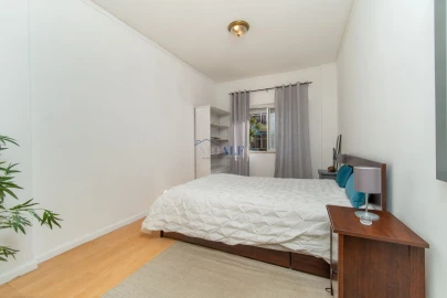 Apartamento T2 para Venda em Águas Livres