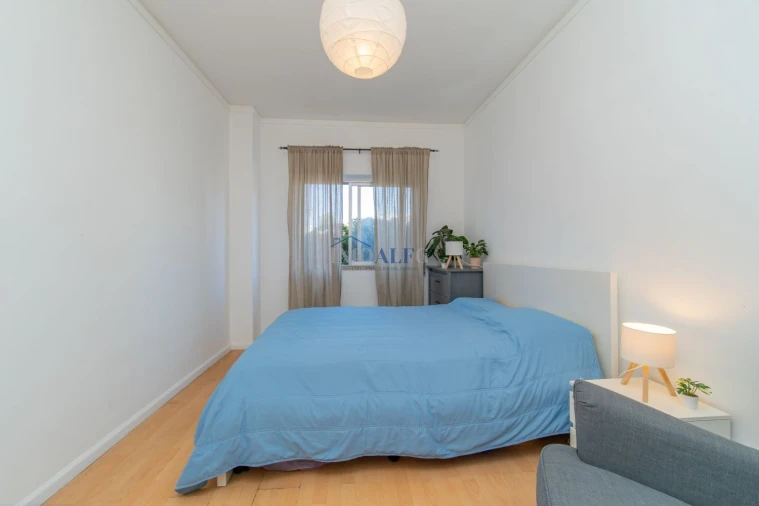 Apartamento T2 para Venda em Águas Livres Foto 19