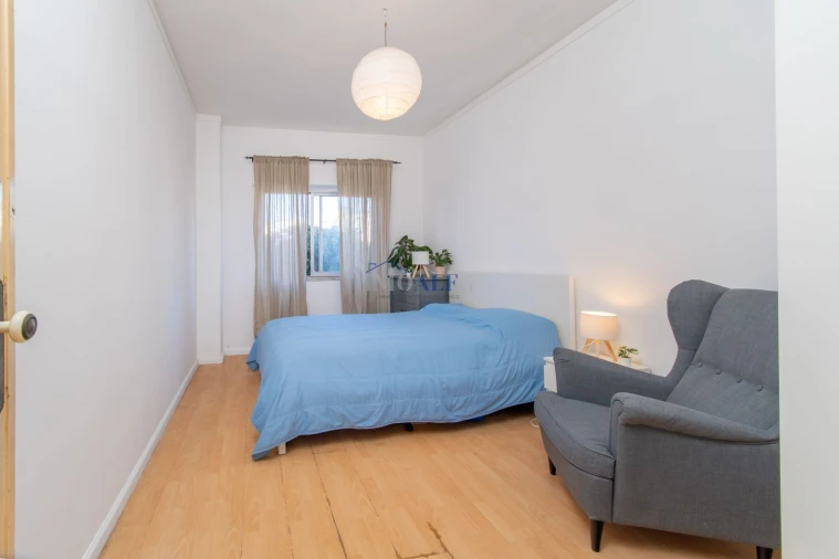 Apartamento T2 para Venda em Águas Livres Foto 18