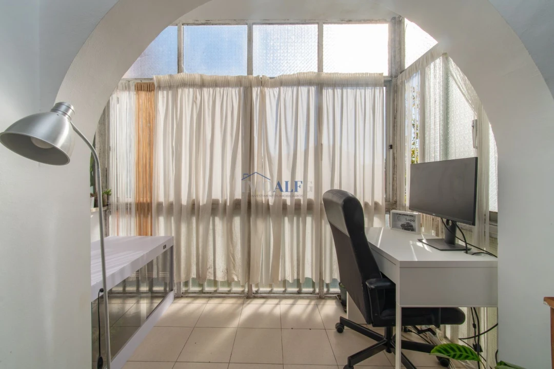 Apartamento T2 para Venda em Águas Livres Foto 5